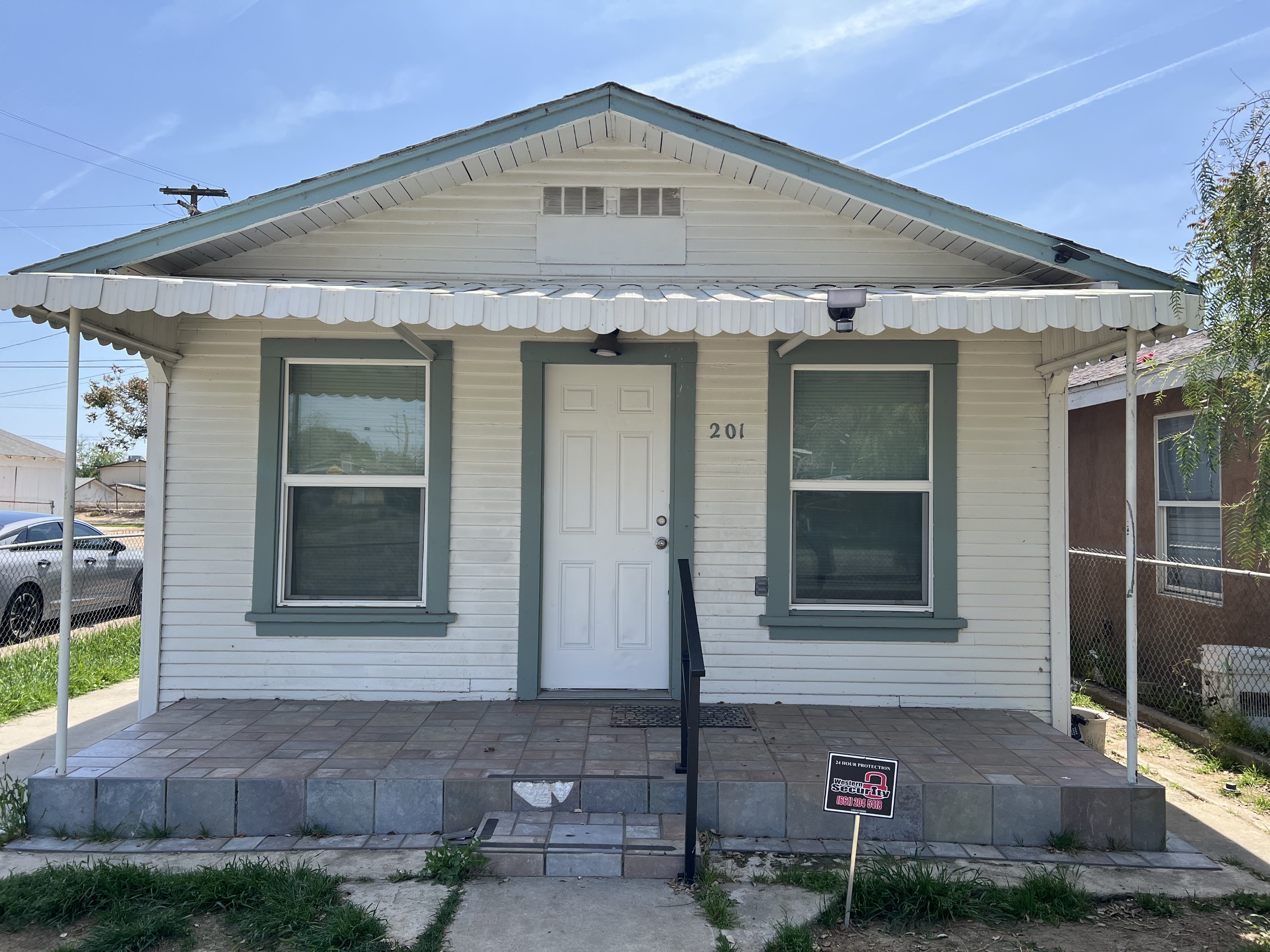 Property main image